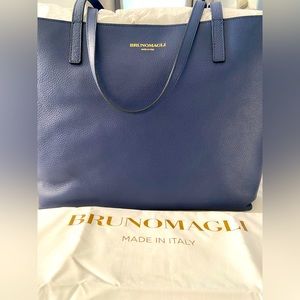 NWT Bruno Magli Woman’s Everyday Leather Tote in Navy